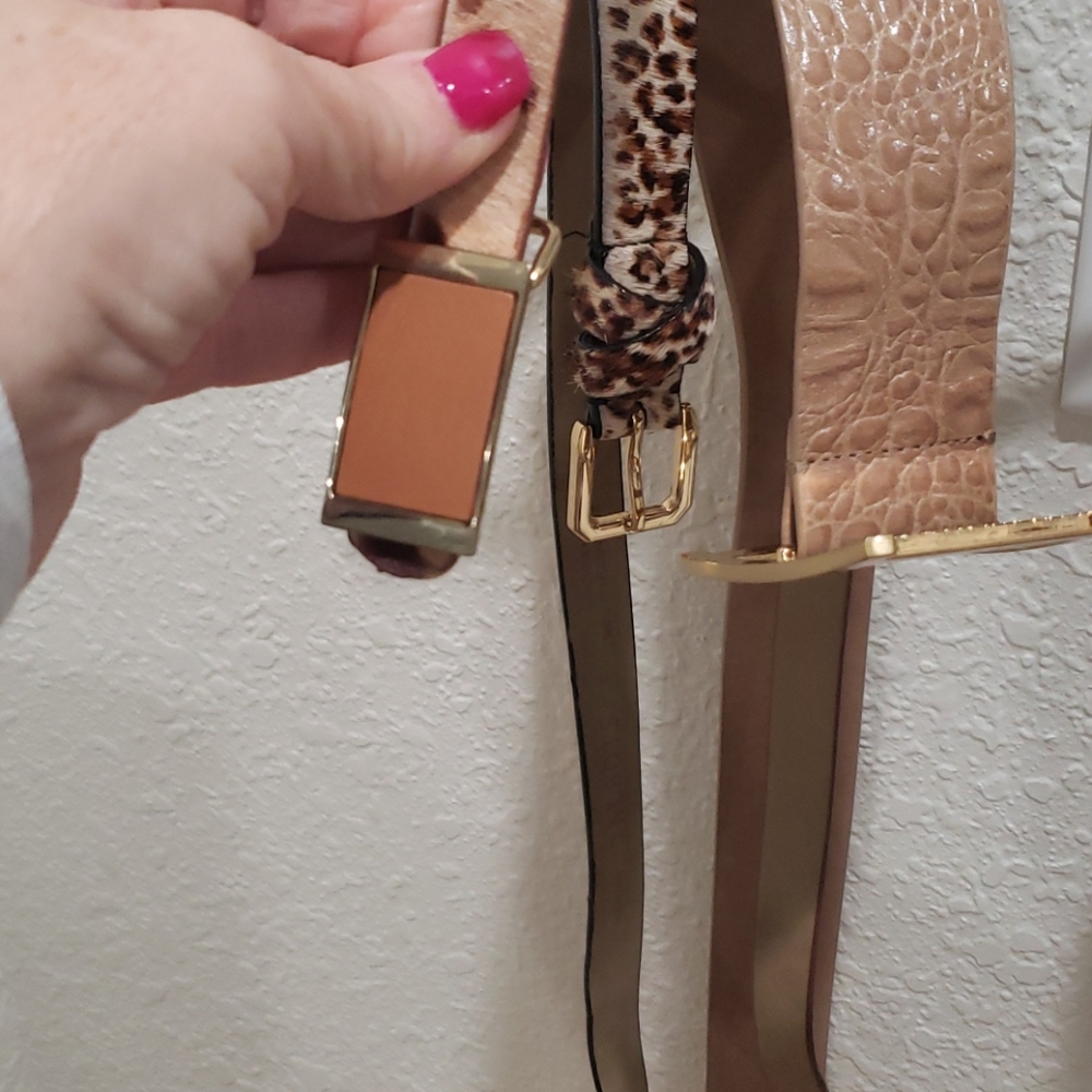 Belts - Picture 2 of 3